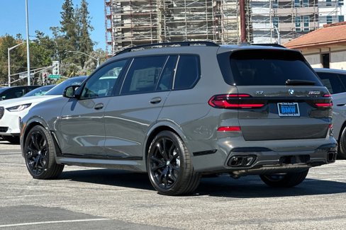 New 2026 BMW X7 M60i image 3