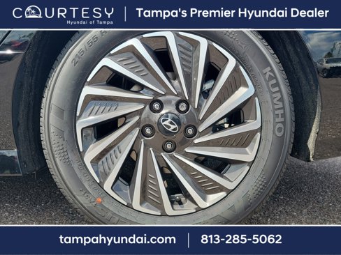 New 2025 Hyundai Sonata Limited image 5