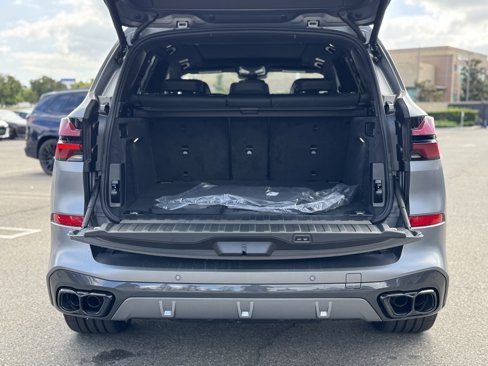 New 2026 BMW X5 M60i image 16