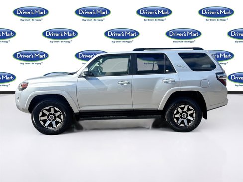 Used 2024 Toyota 4Runner TRD Off-Road image 5