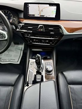 Used 2018 BMW 540i xDrive w/ M Sport Package image 21