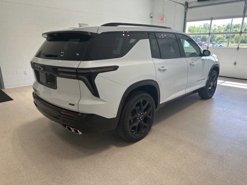 New 2026 Chevrolet Traverse RS w/ LPO, Floor Liner Package image 6