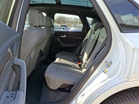 New 2025 Audi SQ5 Premium Plus image 10