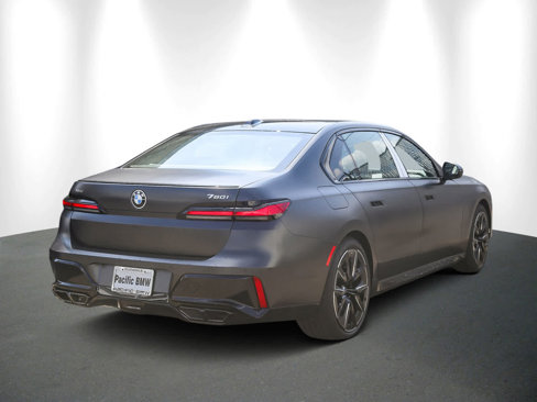 New 2026 BMW 760i xDrive w/ Premium Package image 6