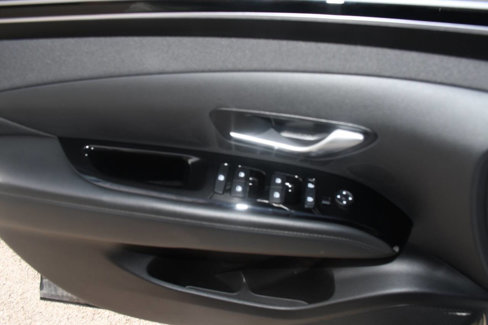 Used 2023 Hyundai Santa Cruz Limited image 13