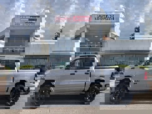 New 2025 RAM 1500 Big Horn image 3