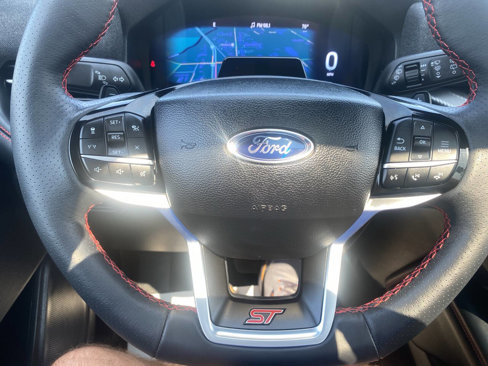 Used 2025 Ford Explorer ST image 38