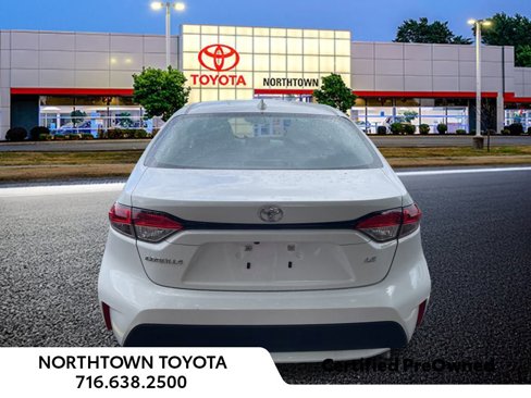 Used 2022 Toyota Corolla LE image 5