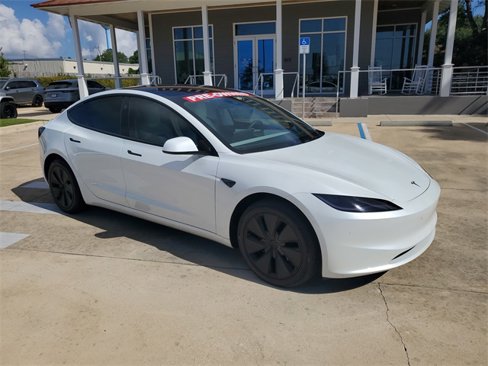 Used 2024 Tesla Model 3 Standard Range image 7
