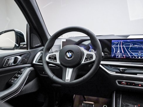 New 2026 BMW X5 sDrive40i w/ M Sport Package image 16