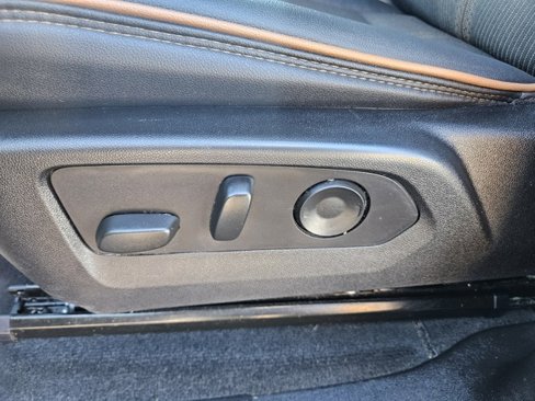Used 2023 GMC Canyon AT4 w/ Canyon Safety Plus Package image 24