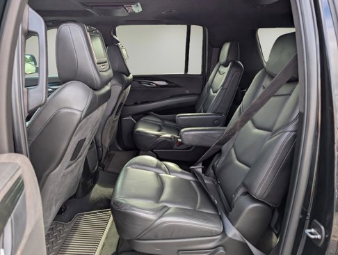 Used 2018 Cadillac Escalade ESV Platinum image 11