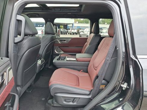 Used 2025 INFINITI QX80 Autograph image 13