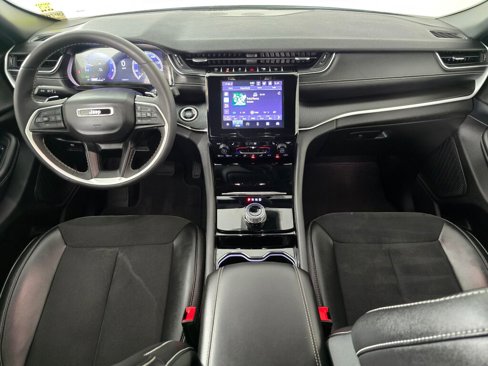Used 2023 Jeep Grand Cherokee Altitude image 23