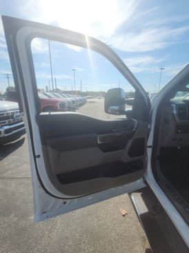 New 2026 Ford F350 Platinum image 38