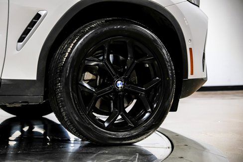 Used 2025 BMW X4 xDrive30i image 61