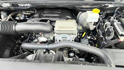 Used 2024 RAM 1500 Laramie image 18