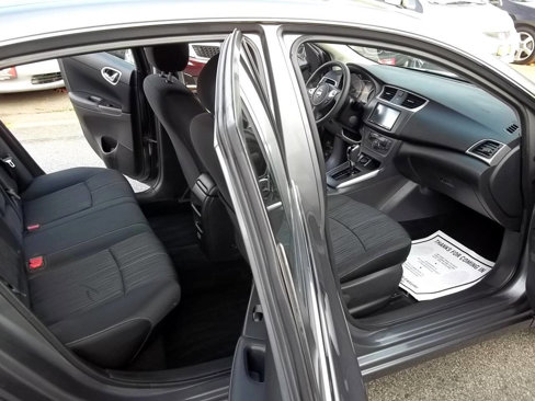 Used 2018 Nissan Sentra SV image 10