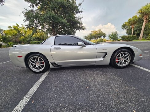 Used 2002 Chevrolet Corvette Z06 w/ Memory Pkg image 16