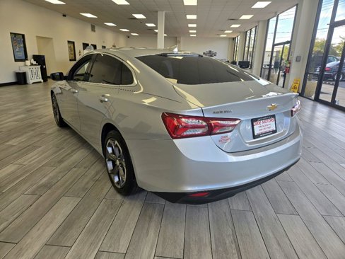 Used 2020 Chevrolet Malibu LT image 7