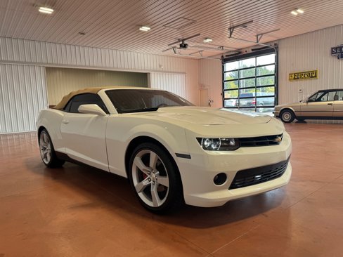Used 2015 Chevrolet Camaro LT w/ RS Package image 7
