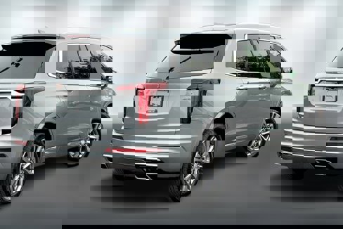 Used 2025 Cadillac XT6 Premium Luxury w/ LPO, Floor Liner Package image 13