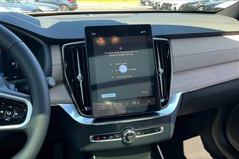 New 2026 Volvo XC90 B6 Plus w/ Protection Package Premier image 8