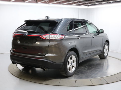 Used 2017 Ford Edge SE image 7
