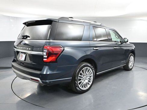 Used 2024 Ford Expedition Platinum image 5