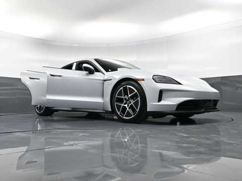 New 2025 Porsche Taycan image 43