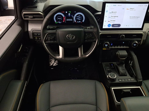 Used 2024 Toyota Tacoma Trailhunter image 21