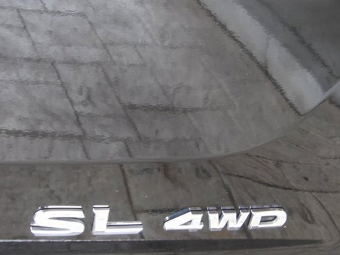 Certified 2024 Nissan Pathfinder SL image 8