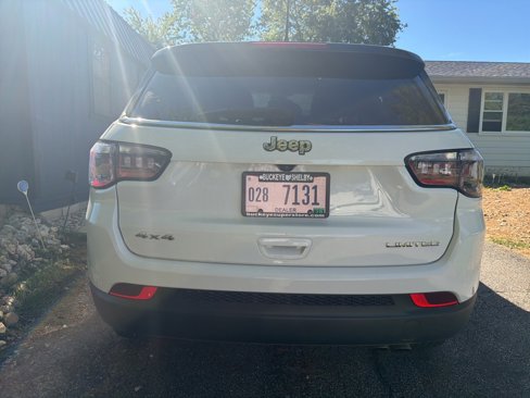 Certified 2022 Jeep Compass Limited image 5