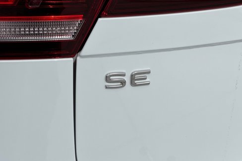 Used 2022 Volkswagen Tiguan SE image 28