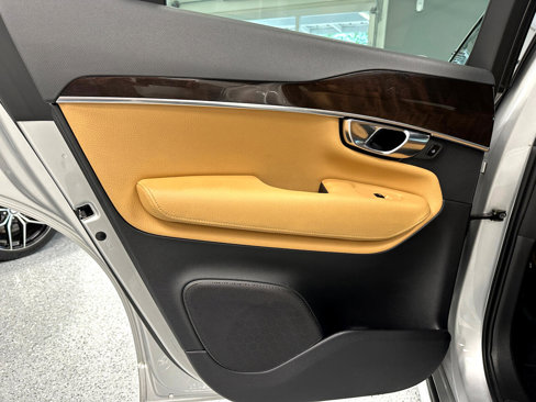 Used 2019 Volvo XC90 T6 Momentum image 22