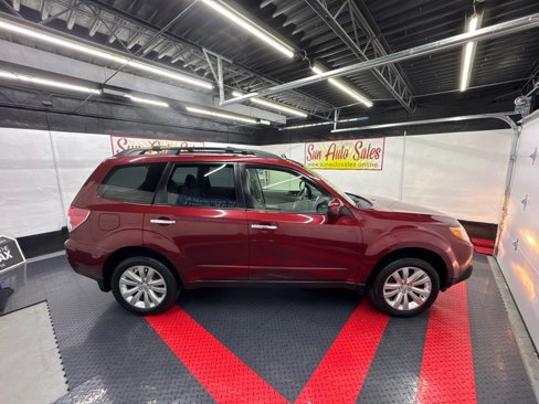 Used 2012 Subaru Forester 2.5X Limited image 1