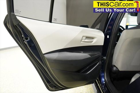 Used 2025 Toyota Corolla LE image 26