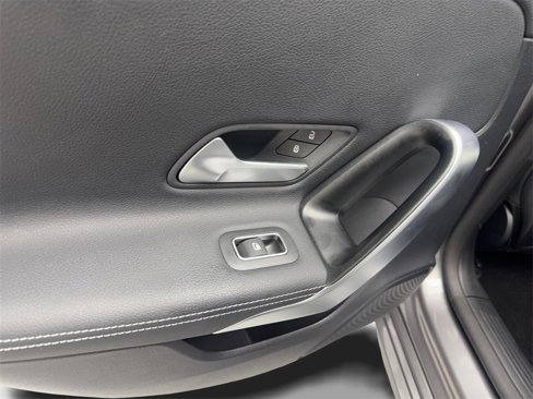 Used 2025 Mercedes-Benz CLA 250 image 35