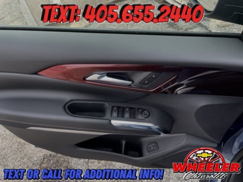 New 2026 Chevrolet Traverse Z71 w/ Driver Confidence Package image 9