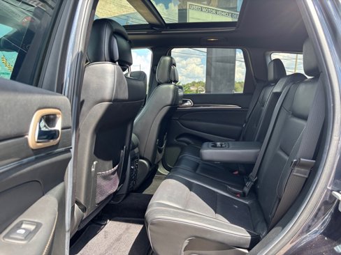 Used 2014 Jeep Grand Cherokee Overland w/ Advanced Technology Group image 13