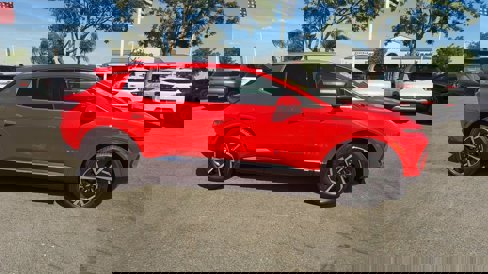 Used 2024 Chevrolet Equinox EV LT image 8