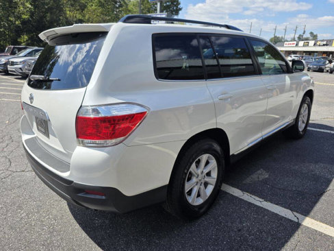 Used 2012 Toyota Highlander FWD image 5