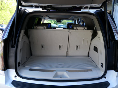 Used 2025 Cadillac Escalade Sport Platinum w/ LPO, Floor Liner Package image 59
