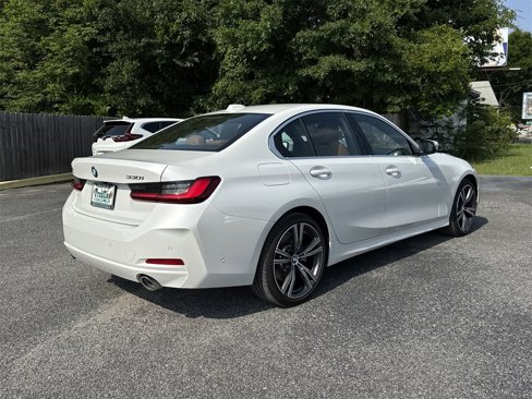 Used 2024 BMW 330i Sedan image 5