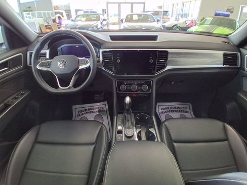Used 2022 Volkswagen Atlas Cross Sport SE w/ Panoramic Sunroof Package image 10