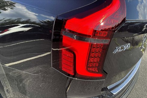 New 2026 Volvo XC90 B6 Plus w/ Protection Package Premier image 5