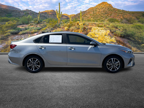 Certified 2022 Kia Forte LXS w/ LXS Technology Package image 3