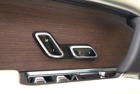 Used 2023 Land Rover Range Rover SE image 14