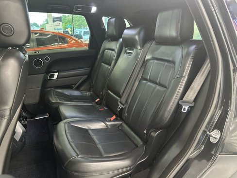 Used 2020 Land Rover Range Rover Sport HSE image 22
