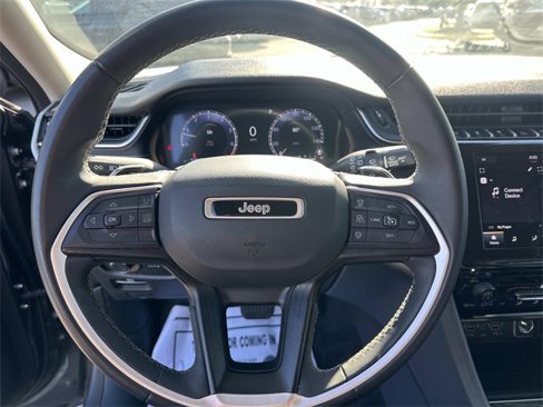 Certified 2023 Jeep Grand Cherokee L Laredo image 18